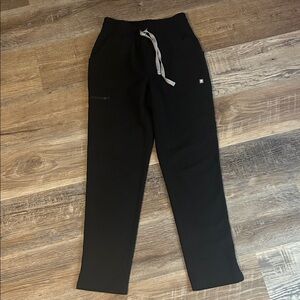 XXS/Petite High Waisted FIGS scrub pants